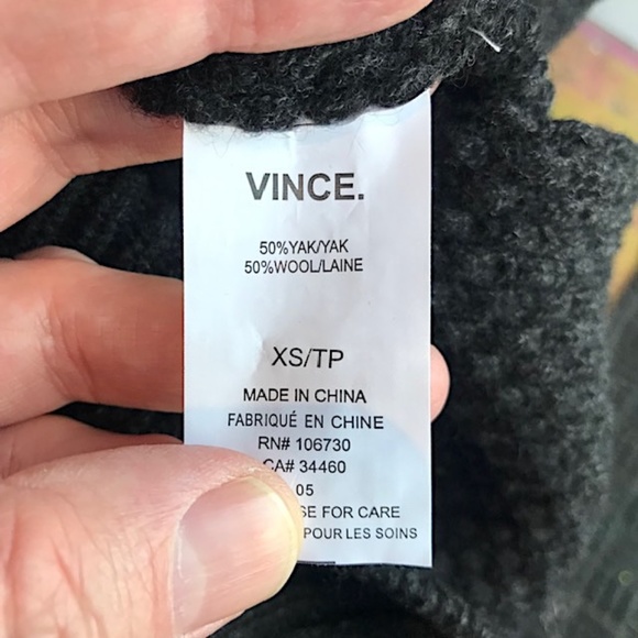 VINCE Wool/Yak Blend Honeycomb Stitch Pullover NWOT/ sz: XS - Picture 11 of 11